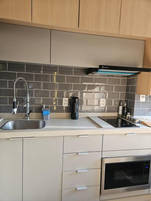 Apartamento Em Predio De Luxo