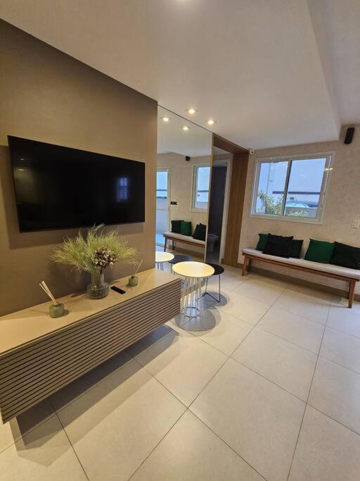 Apartamento Em Predio De Luxo
