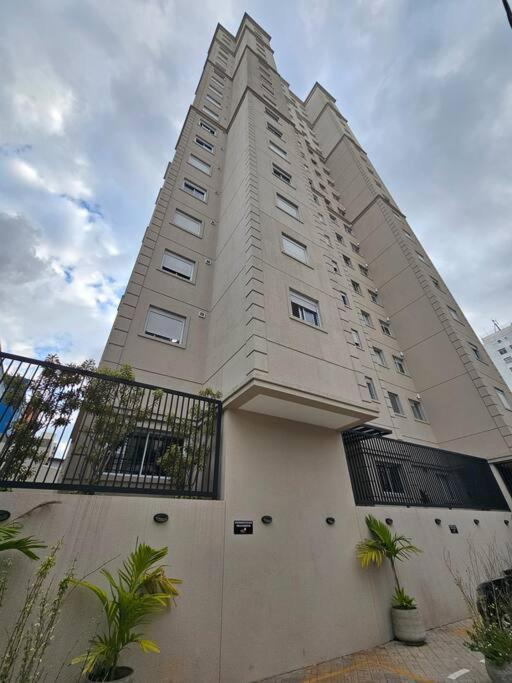 Em Predio De Luxo Apartamento